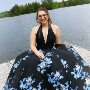 Meet your Posher, Jessyka